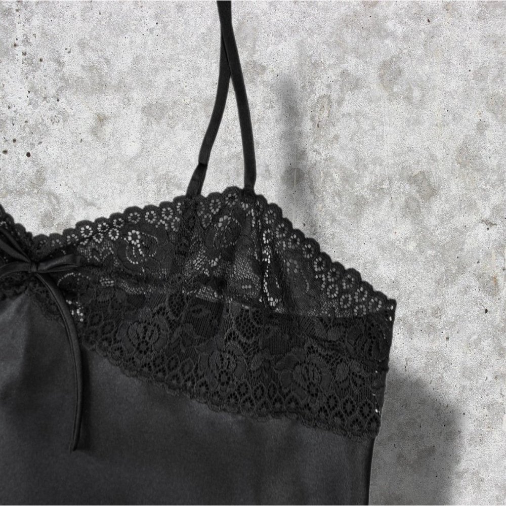 Morgan Taylor Intimates Black Satin Lace Teddy/Nightie sz M - Picture 5 of 5